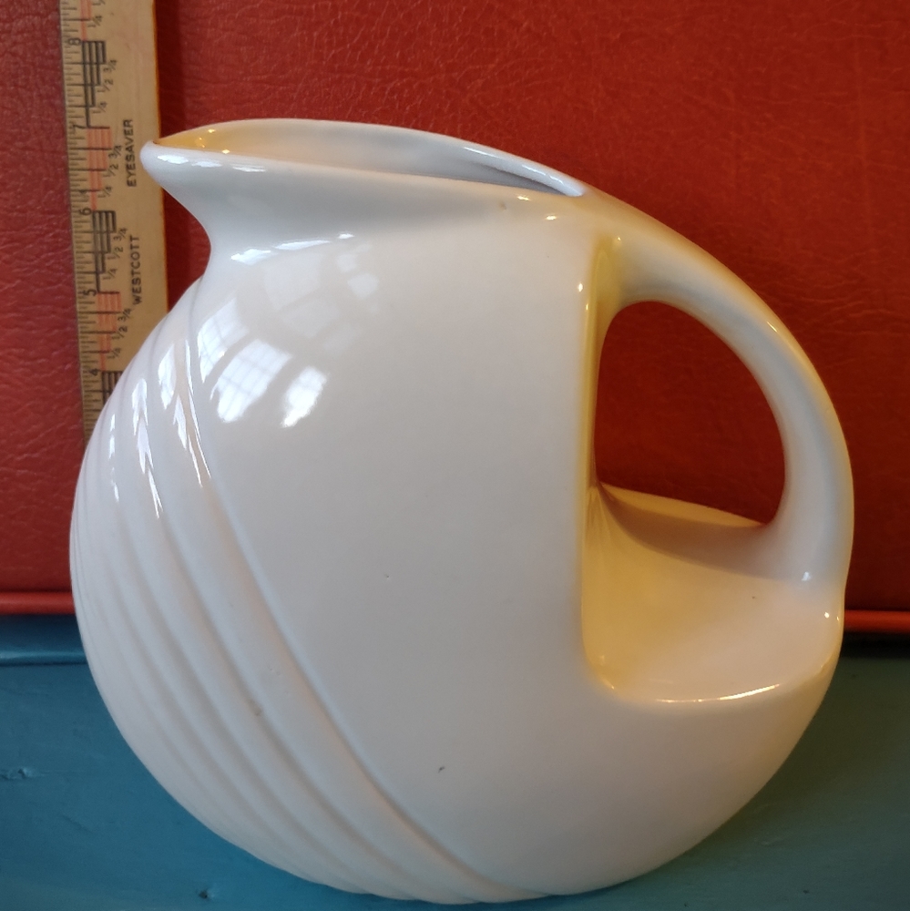 Cantinaware Pitcher